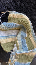 Load image into Gallery viewer, Baby Blanket Knit Kit